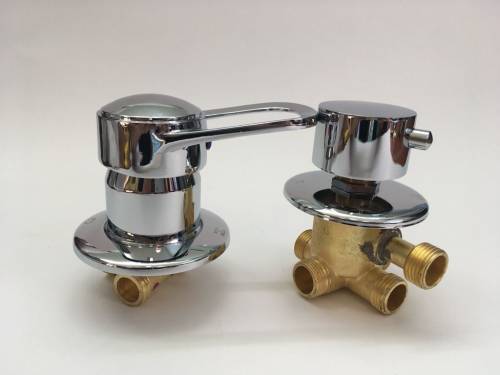 Смеситель на 5 режимов, универсальный, под гайку для душевой кабины